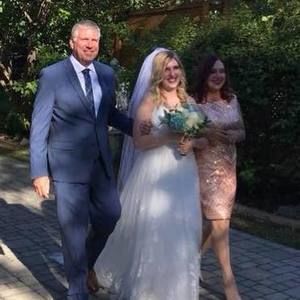 Meet your Posher, Bev